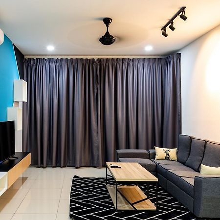 Southwest Designer Suite By D Imperio Homestay Penang Bayan Lepas Luaran gambar